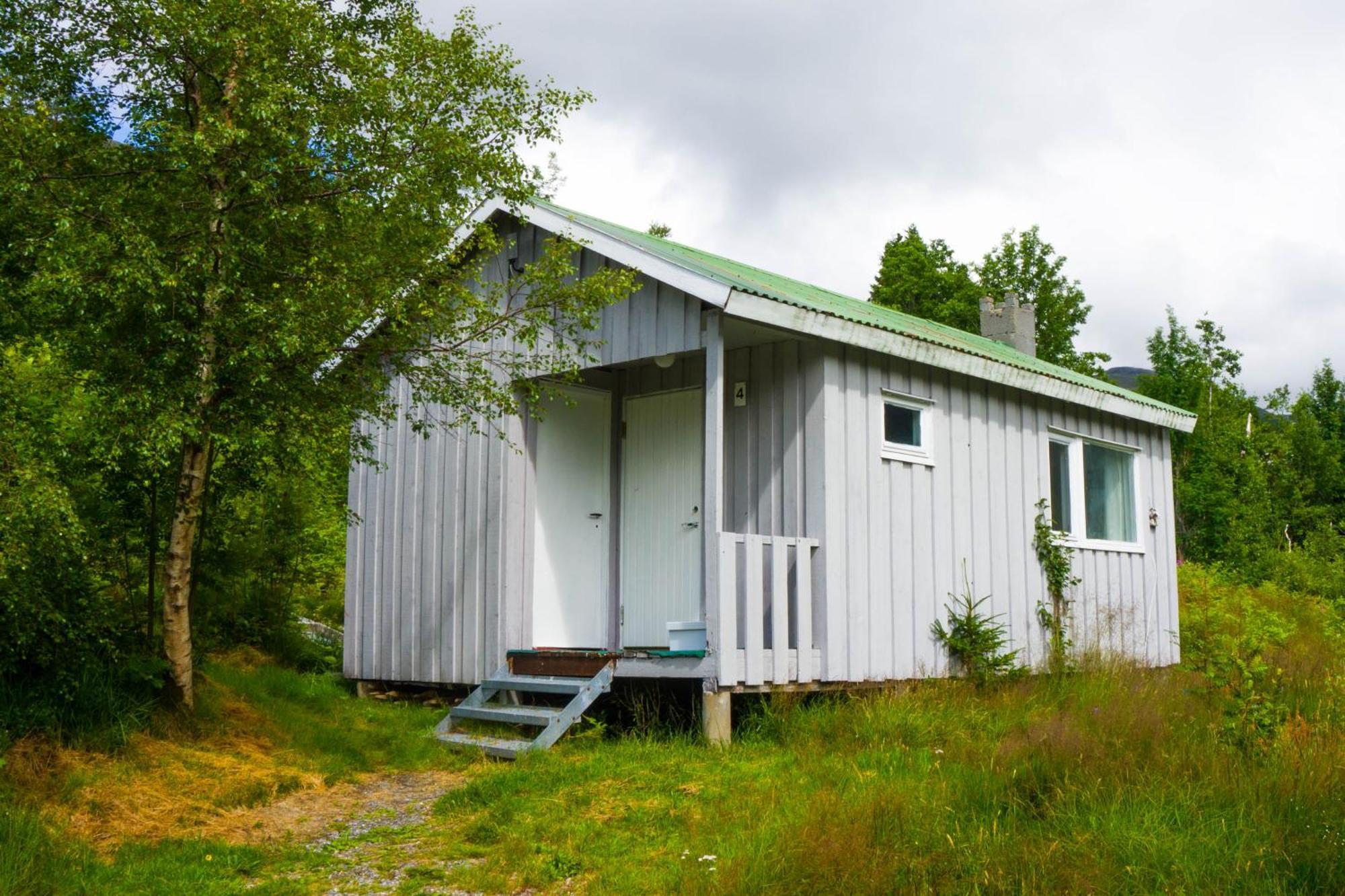Smordal Hytteutleie Og Camping Hotel Нордфьордейд Екстериор снимка